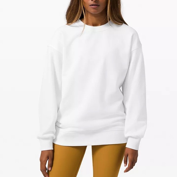 Time and Tru Tops - White Basic crewneck sweatshirt